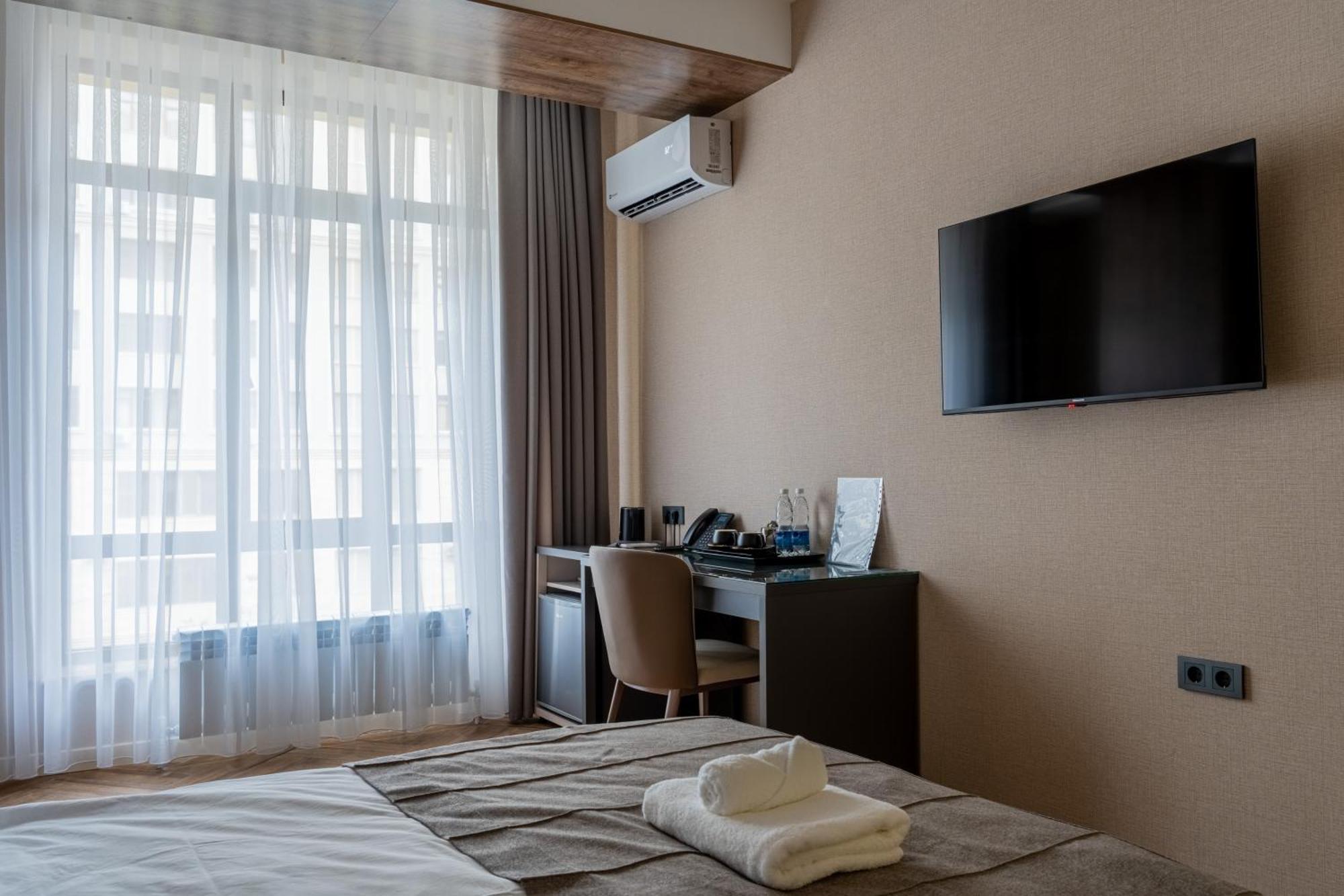 Five Hotel Bishkek Exterior photo
